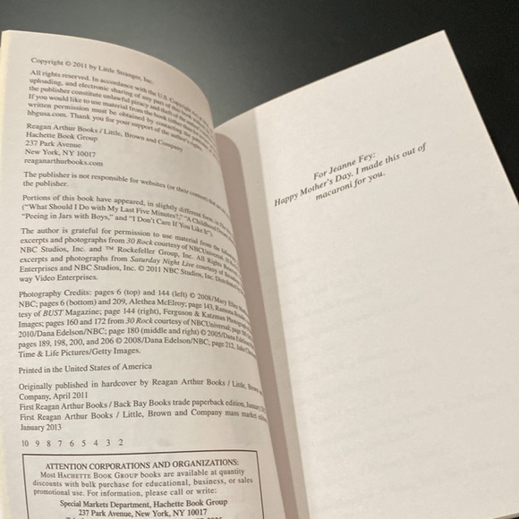 Bossypants by Tina Fey - Paperback Novel - Picture 4 of 4